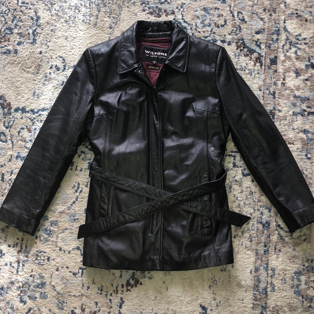 🔥 Wilson’s Leather, Like New